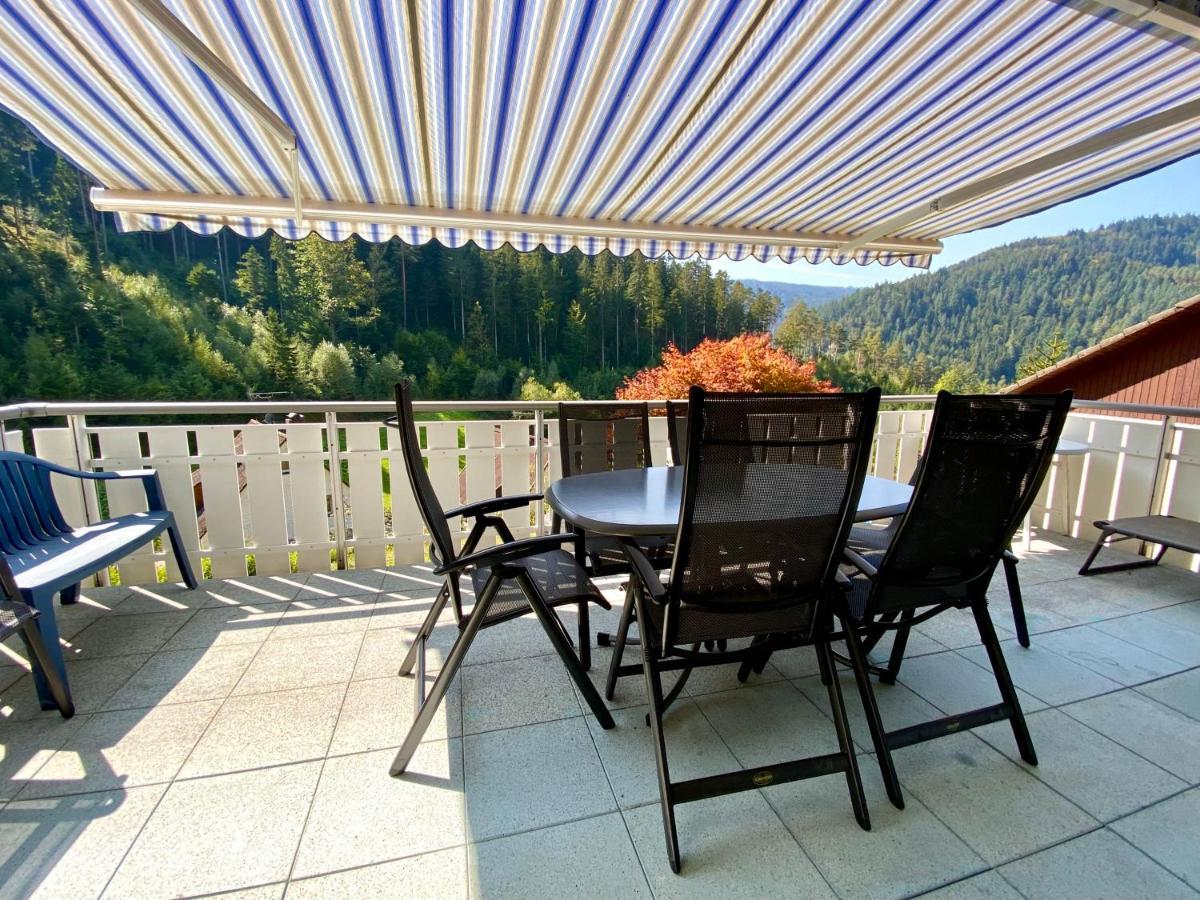 Ferienwohnung Zur Bierliebe - Mit Toller Aussicht Im Herzen Des Schwarzwaldes Hornberg Exterior photo